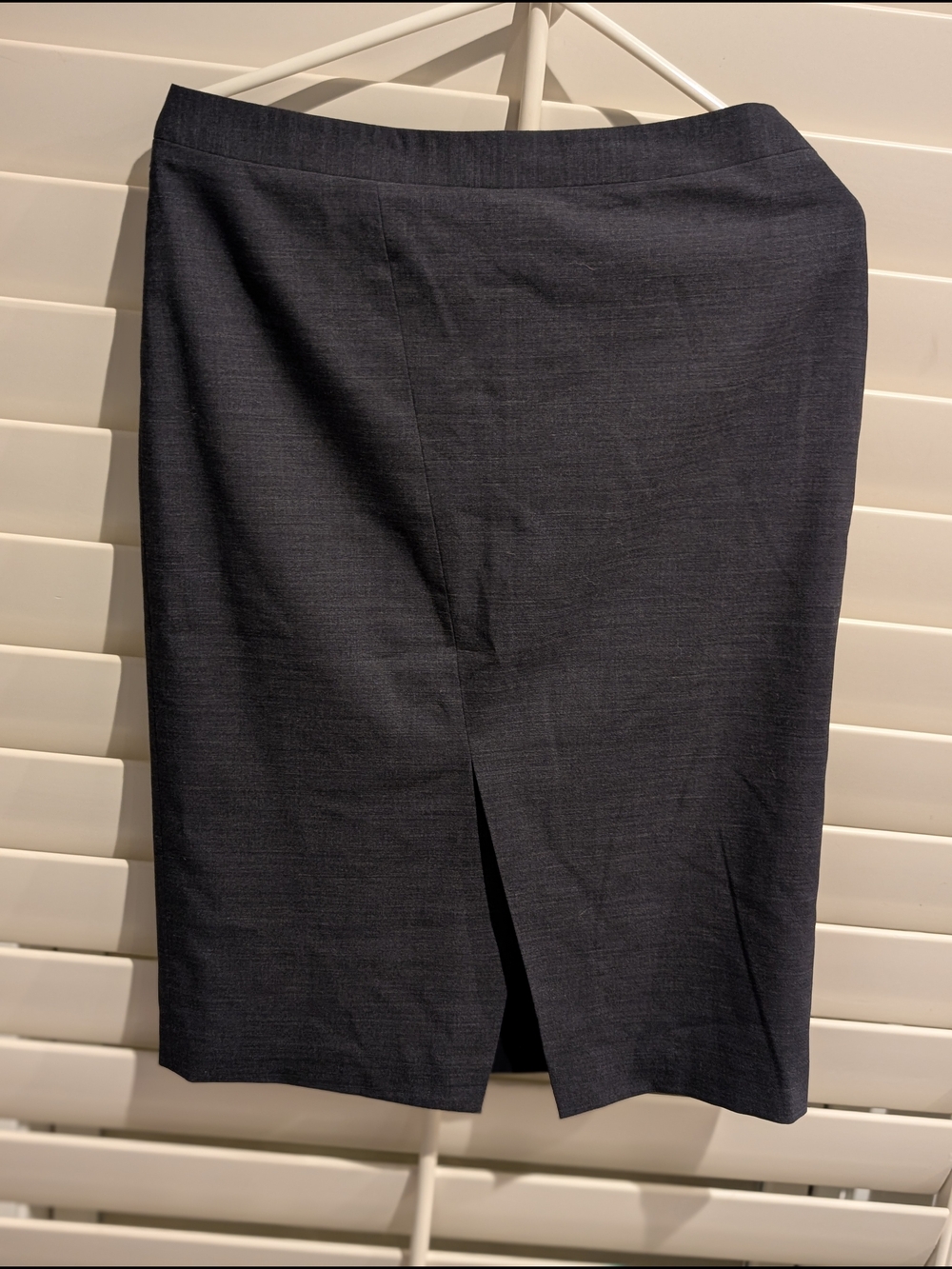 Classiques Entier Charcoal Virgin Wool Pencil Skirt - Tailored Office Staple